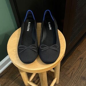 Rothy's Black and Blue Women's Flats